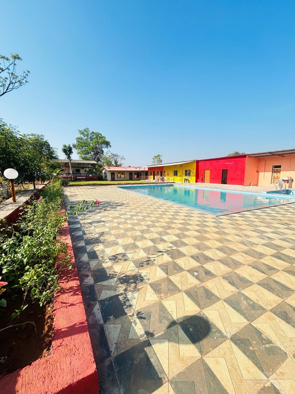 KSHAN HOLIDAYS RESORT